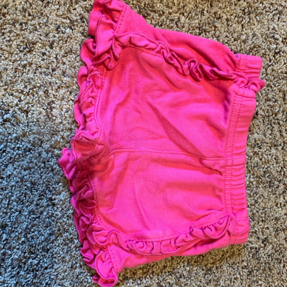 Ruffled shorts